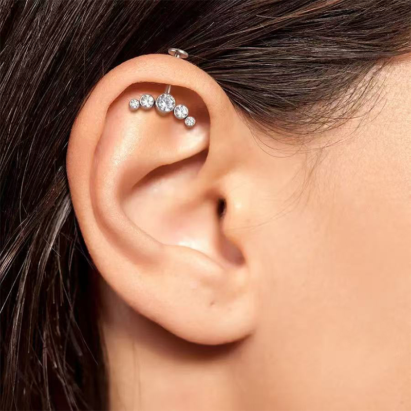 Титановый пирсинг для уха G23  – обзор и цена Body Jewelry Vertical Labret