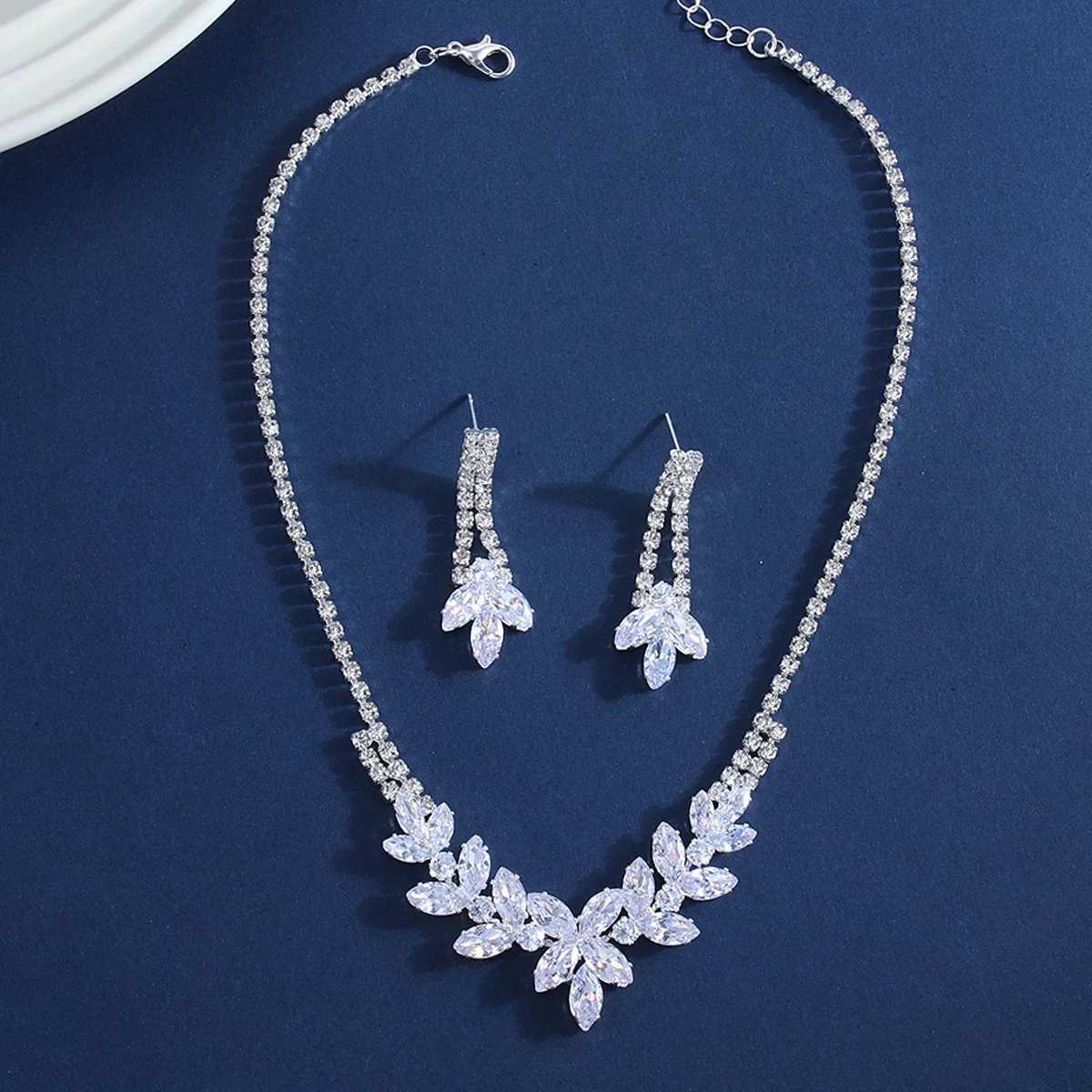 Изысканный комплект украшений  – обзор и цена Body Jewelry Earrings