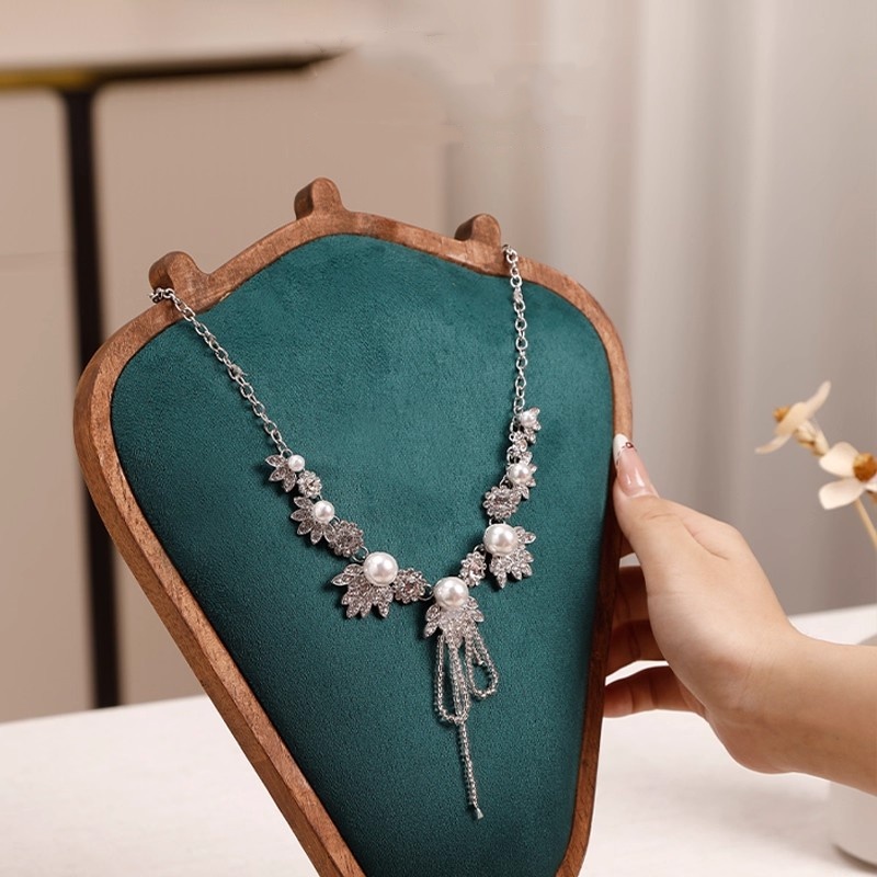 Деревянная подставка для ожере – обзор и цена Body Jewelry Stores
