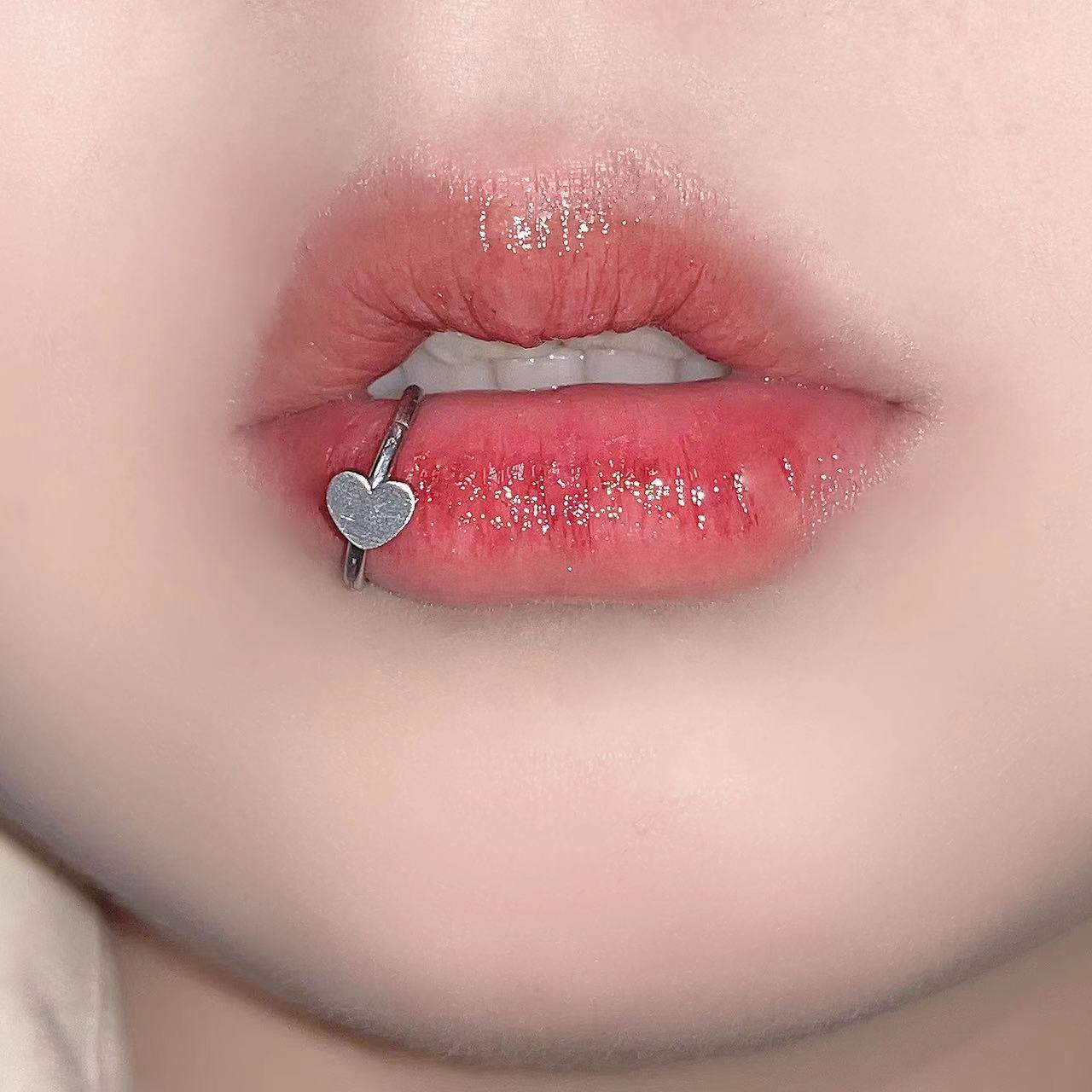 Кольцо для губ из нержавеющей  – обзор и цена Body Jewelry Vertical Labret